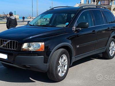 usata Volvo XC90 D5 Momentum