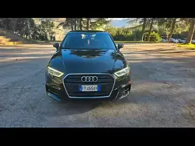 Begagnad Audi A3 Admired 116 HK (85 kW) 2019 Svart Sedan