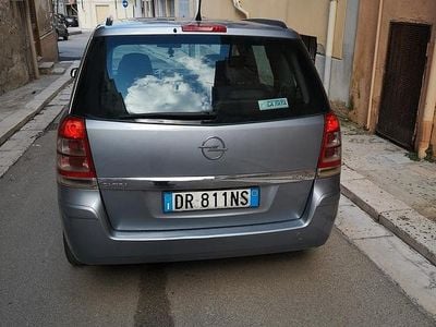 Occasion Opel Zafira 120 ch (88 kW) 2008 Gris Monospace