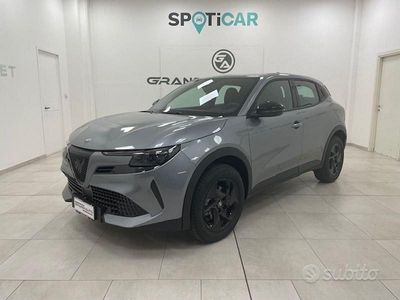 Nuova Alfa Romeo Junior 2025 Grigio SUV