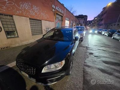 Usata Volvo XC70 181 CV (133 kW) 2015 Nero Station wagon