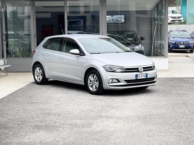 Usata VW Polo 80 CV (58 kW) 2019 Grigio Utilitaria