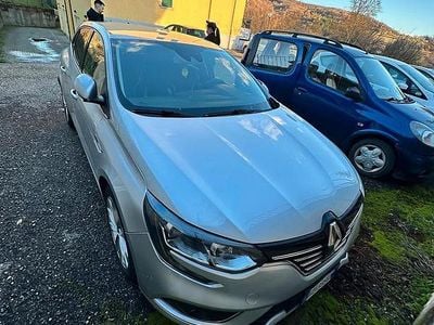 Usata Renault Mégane IV Intens 110 CV (80 kW) 2017 Grigio Berlina