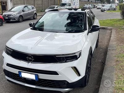 Usata Opel Mokka Elegance 131 CV (96 kW) 2023 Bianco SUV