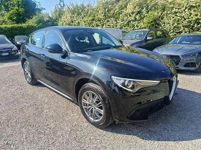 Usata Alfa Romeo Stelvio Executive 190 CV (139 kW) 2019 Nero SUV