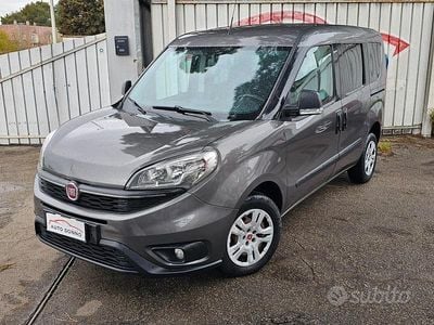 Occasion Fiat Doblò 105 ch (77 kW) 2016 Gris Monospace