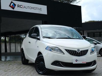 usata Lancia Ypsilon 1.0 Mild Hybrid Silver