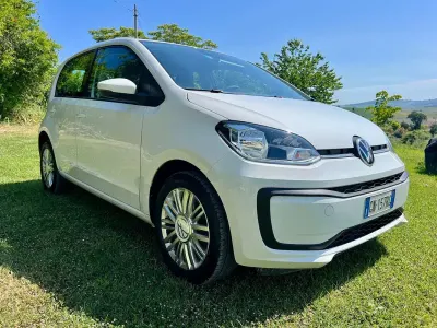 Usata VW up! Move 68 CV (50 kW) 2023 Bianco Utilitaria