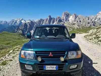 Usata Mitsubishi Pajero 115 CV (84 kW) 2002 Verde SUV