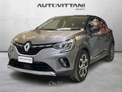 Usata Renault Captur Techno 101 CV (74 kW) 2023 Grigio scuro SUV