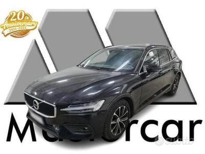 Usata Volvo V60 Business Edition 197 CV (144 kW) 2021 Nero Station wagon