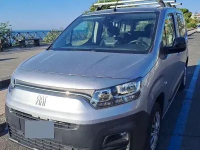 Usata Fiat Doblò 130 CV (95 kW) 2023 Monovolume