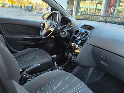 Usata Opel Corsa 80 CV (58 kW) 2011 Grigio Utilitaria