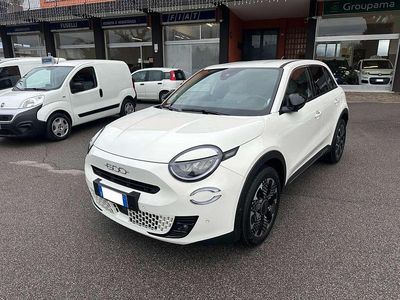 Bianco Usata 2025 Fiat 600 La Prima SUV | 22.700 € (Buon prezzo)