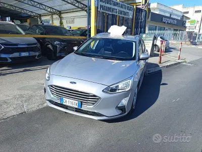 Usata Ford Focus Business Edition 120 CV (88 kW) 2019 Grigio Station wagon