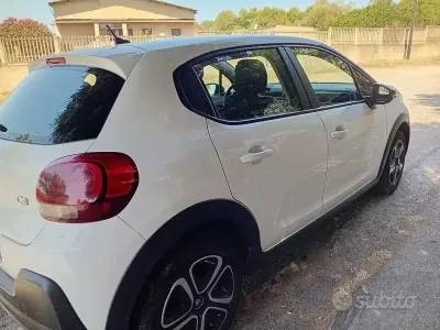 Usata Citroën C3 82 CV (60 kW) 2018 Bianco Utilitaria
