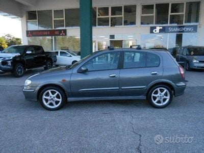 Usata Nissan Almera 110 CV (80 kW) 2002 Grigio Berlina