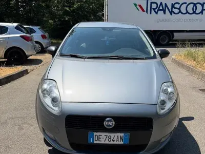 Usata Fiat Grande Punto 65 CV (47 kW) 2007 Grigio Utilitaria
