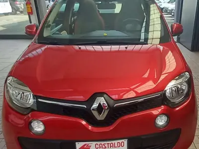 Usata Renault Twingo SE 69 CV (50 kW) 2015 Rosso Utilitaria