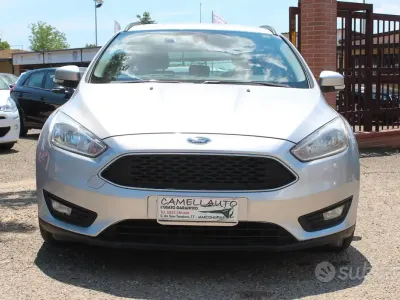 Usata Ford Focus 120 CV (88 kW) 2015 Gray Station wagon