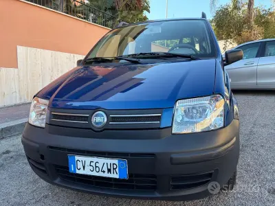 Usata Fiat Panda 75 CV (55 kW) 2006 Bluazzurro Utilitaria