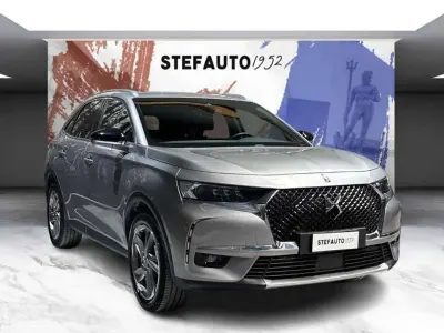 Usata DS Automobiles DS7 Crossback Grand Chic 131 CV (96 kW) 2022 Gris artense SUV
