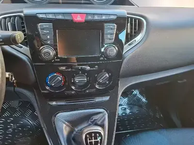 Usata Lancia Ypsilon
