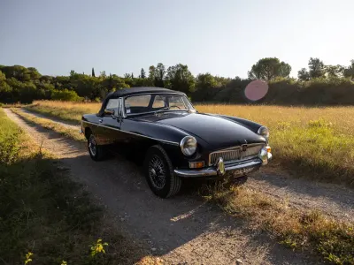 Usata MG B 96 CV (70 kW) 1964 Viola Cabrio