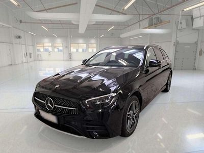 Usata Mercedes E300 Premium 194 CV (142 kW) 2021 Nero Station wagon