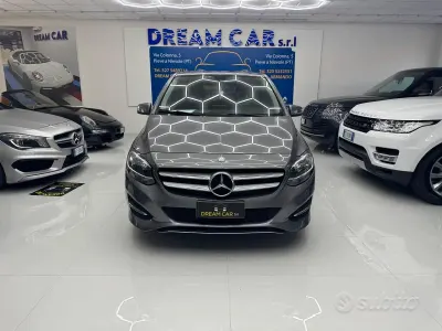 Usata Mercedes B180 Premium 109 CV (80 kW) 2016 Grigio Utilitaria