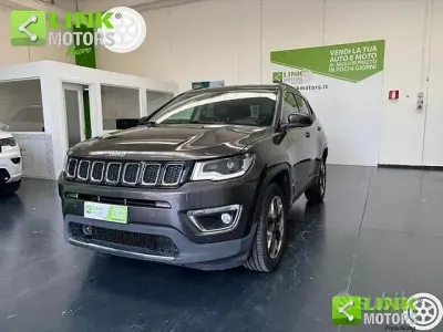 Gebraucht Jeep Compass Limited 140 PS (102 kW) 2019 Grau SUV