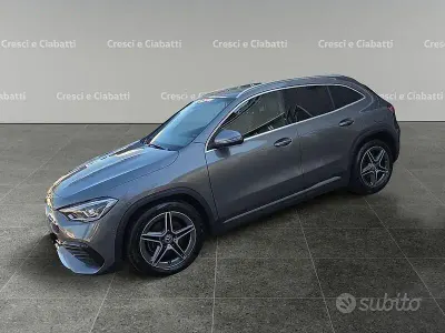 Usata Mercedes GLA200 AMG Line Premium 150 CV (110 kW) 2023 Grigio SUV