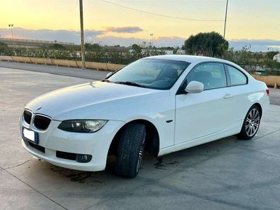 usata BMW 320 320 d Coupe Eletta 177cv E92