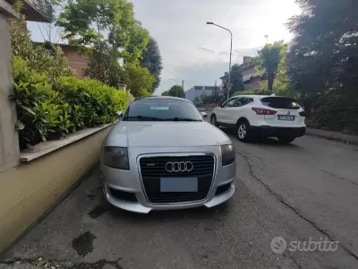 Usata Audi TT S-Line 179 CV (131 kW) 2000 Grigio Coupé