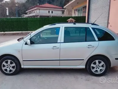 Usata Skoda Fabia 80 CV (58 kW) 2006 Grigio Station wagon