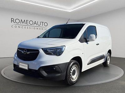 Usata Opel Combo 102 CV (75 kW) 2021 Bianco Monovolume