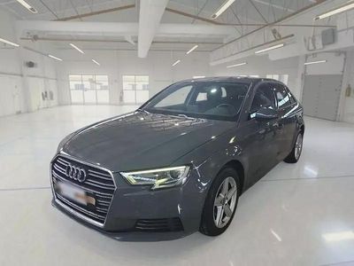 Usata Audi A3 Business 116 CV (85 kW) 2019 Grigio Berlina