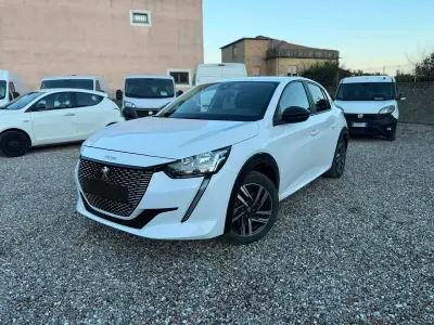 Usata Peugeot e-208