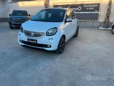 Usata Smart ForFour Passion 71 CV (52 kW) 2017 Bianco Utilitaria