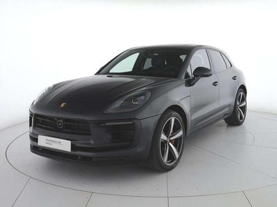Usata Porsche Macan 381 CV (280 kW) 2023 Grigio vulcano metallizzato SUV