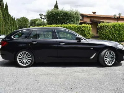 Usata BMW 520 Luxury Line 116 CV (85 kW) 2018 Nero Station wagon