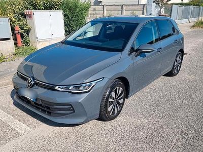 Usata VW Golf VIII 116 CV (85 kW) 2025 Grigio Berlina