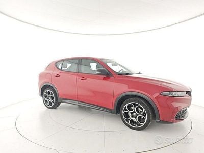 Begagnad Alfa Romeo Tonale Sprint 131 HK (96 kW) 2024 Röd SUV