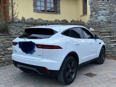 Usata Jaguar E-Pace SE 150 CV (110 kW) 2021 Bianco SUV