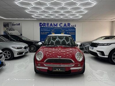 Usata Mini One D 88 CV (64 kW) 2006 Rosso Utilitaria