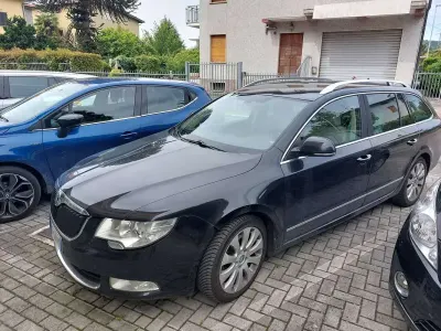 Usata Skoda Superb Ambition 170 CV (125 kW) 2011 Nero Station wagon