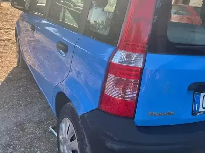 Usata Fiat Panda 54 CV (39 kW) 2003 Bluazzurro Utilitaria