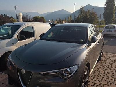 Usata Alfa Romeo Stelvio 150 CV (110 kW) 2018 Grigio SUV