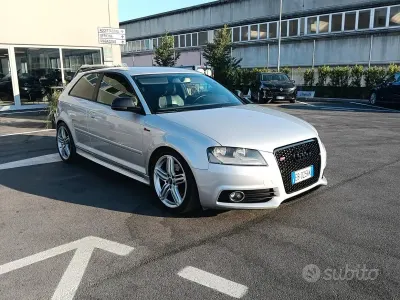 Usata Audi A3 Attraction 170 CV (125 kW) 2010 Grigio Utilitaria