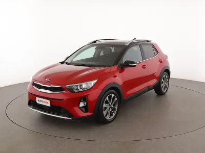 Usata Kia Stonic 120 CV (88 kW) 2020 Rosso SUV